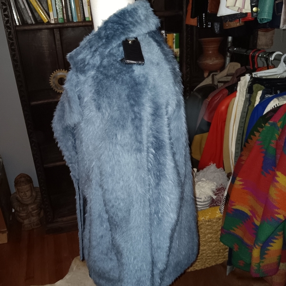 Shearling jacket - Picture 3 of 4